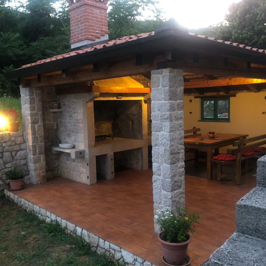 Villa Divna لابين المظهر الخارجي الصورة