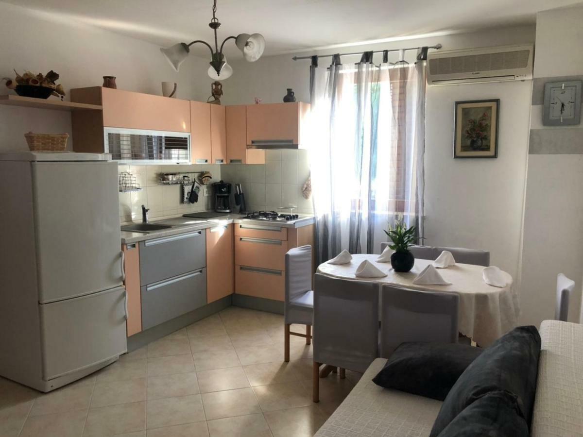 Villa Divna لابين المظهر الخارجي الصورة