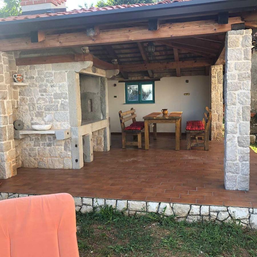 Villa Divna لابين المظهر الخارجي الصورة