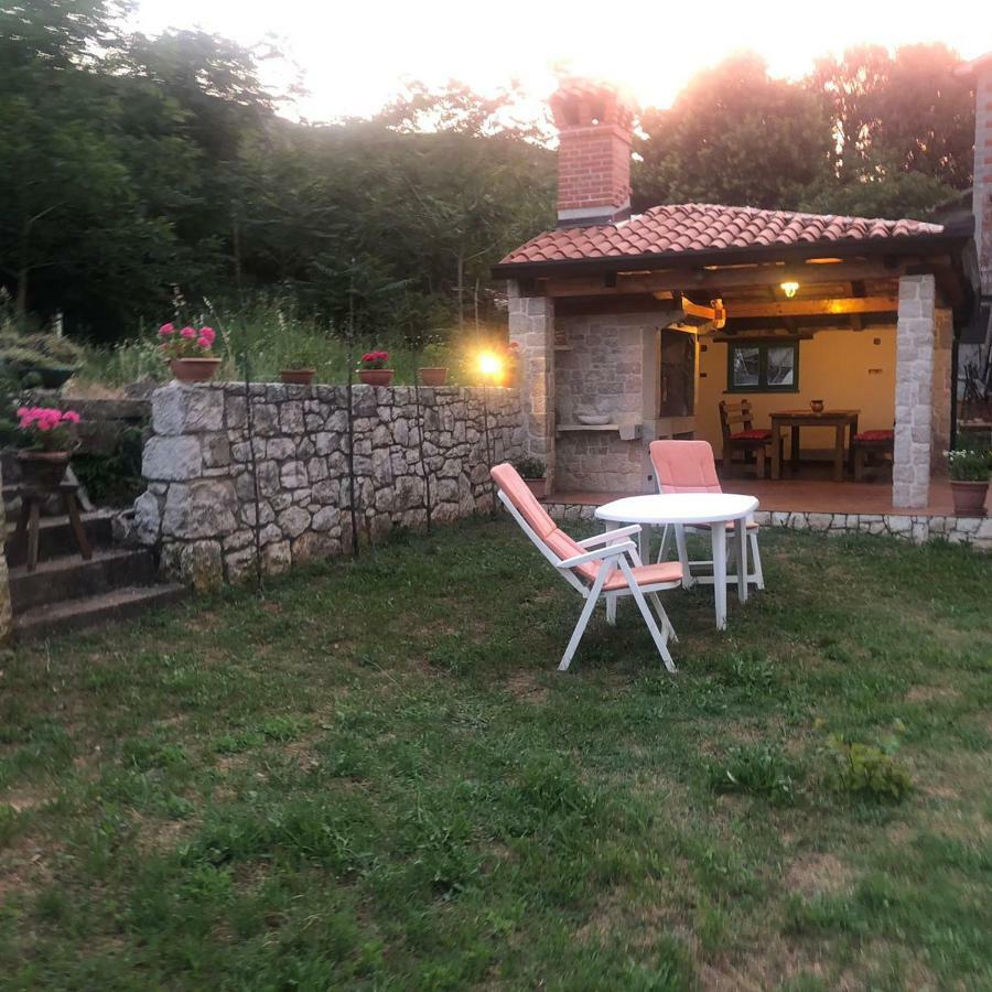 Villa Divna لابين المظهر الخارجي الصورة