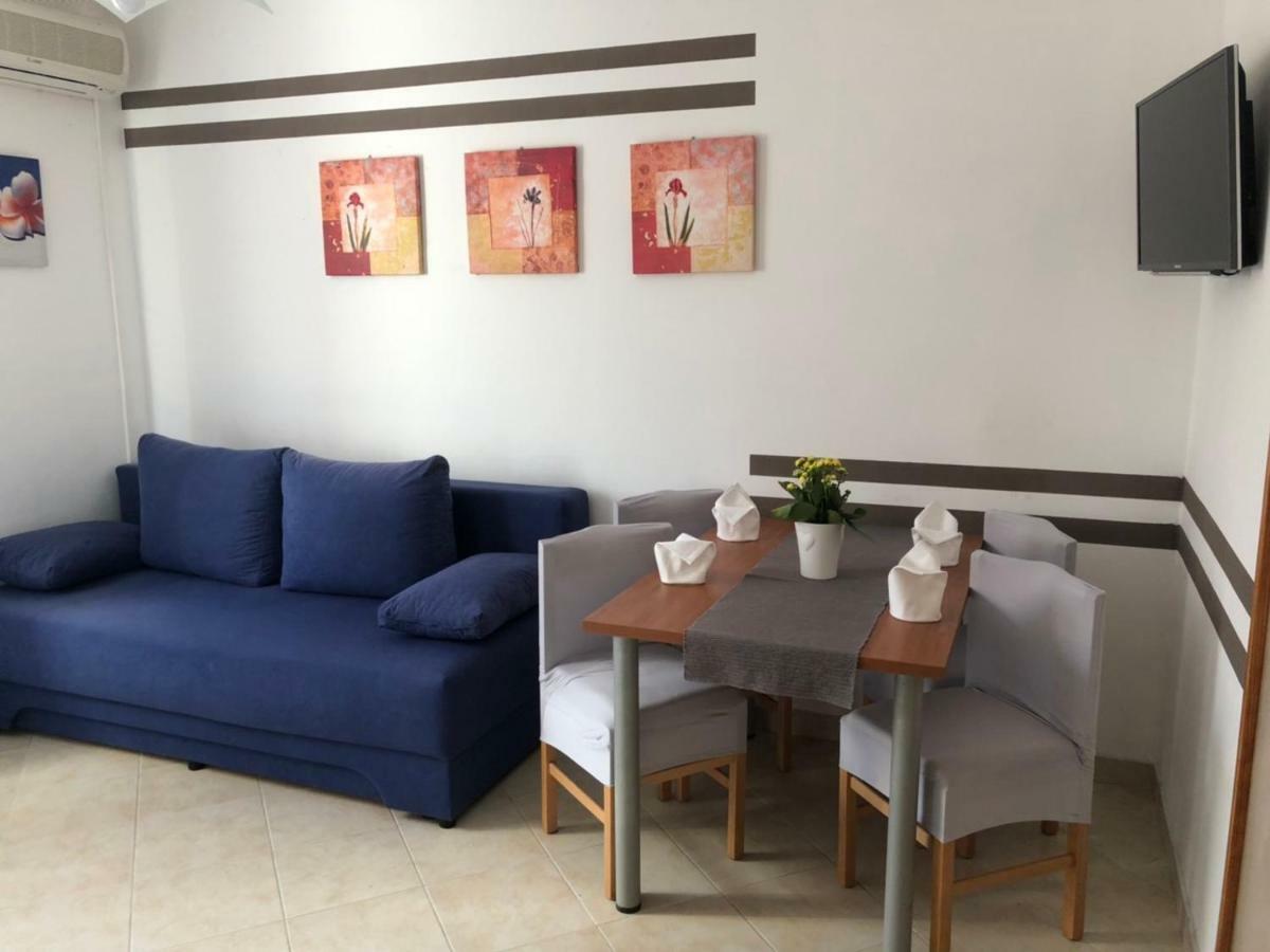 Villa Divna لابين المظهر الخارجي الصورة